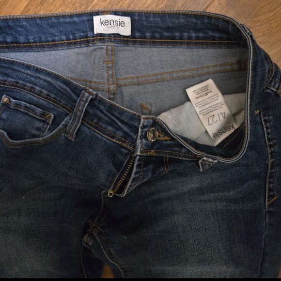 Kenzie Jeans - Picture 4 of 4